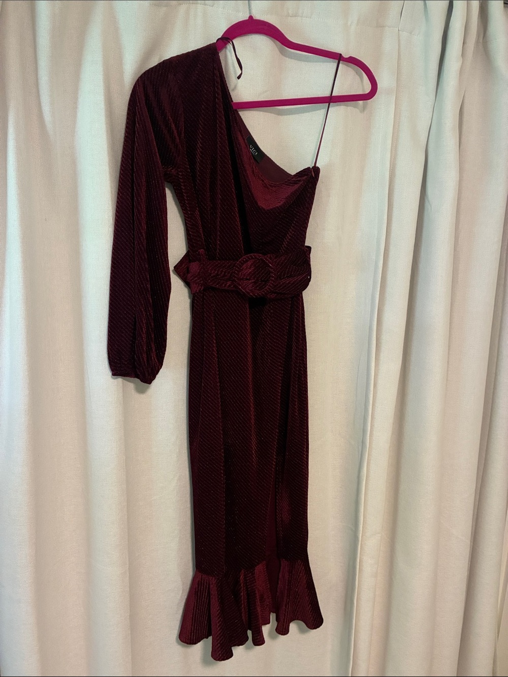 One-Shoulder Burgundy Velvet Belted Midi Dress - Vici